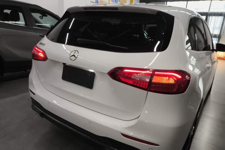 Used Mercedes-Benz B-Class 2020 B 180
