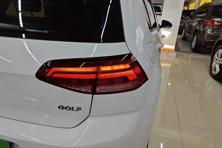 Used Volkswagen Golf 2019 1.6L Automatic Fashion Model China V Standard
