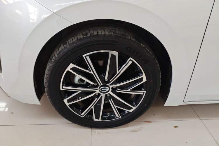 Used GAC Trumpchi Trumpchi E8 2024 Honor Series 2.0L Honor Edition