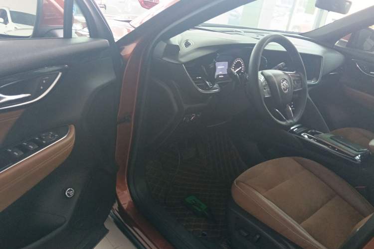 Used Buick Envision 2020 Encore S 652T Four-Wheel Drive Luxury Model
