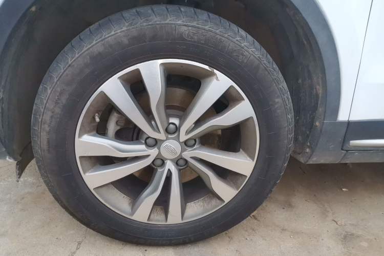 Used Geely Auto Emgrand X7 Sport 2016 1.8TD Automatic Smart Connectivity Version
