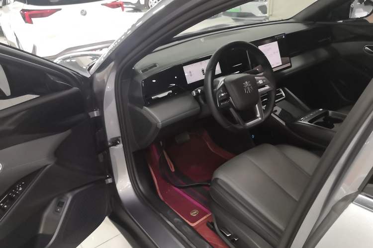 Used BYD Qin L 2025 EV 470KM Leading Edition
