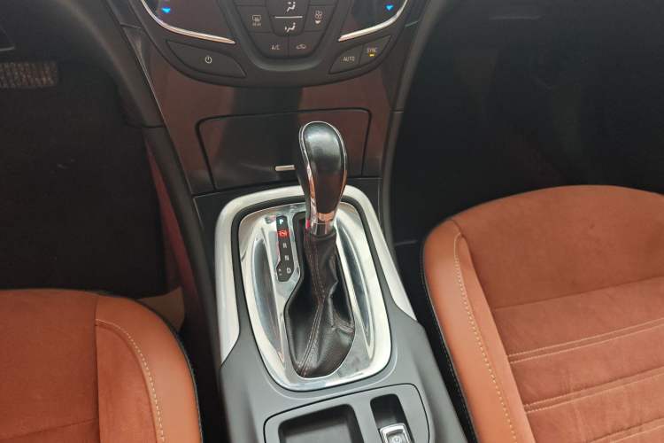 Used Buick Regal 2015 1.6T Elite Tech Model
