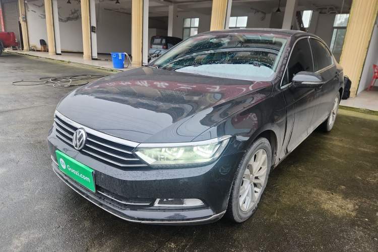 Used Volkswagen Magotan 2019 330TSI DSG Luxury Version China VI Standard
