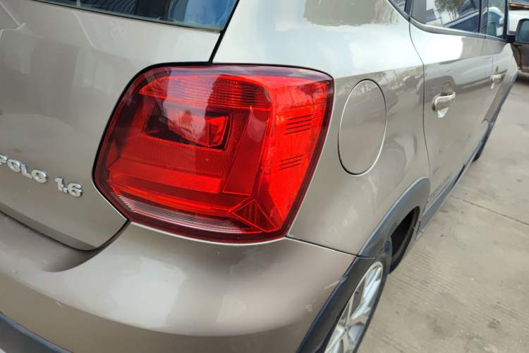 Used Volkswagen Polo 2014 1.6L Cross Polo Automatic
