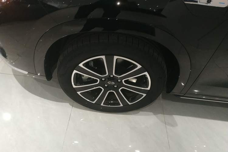 Used Hima AITO M7 2024 1.5T Intelligent Drive 4WD Ultra Version 5 Seats