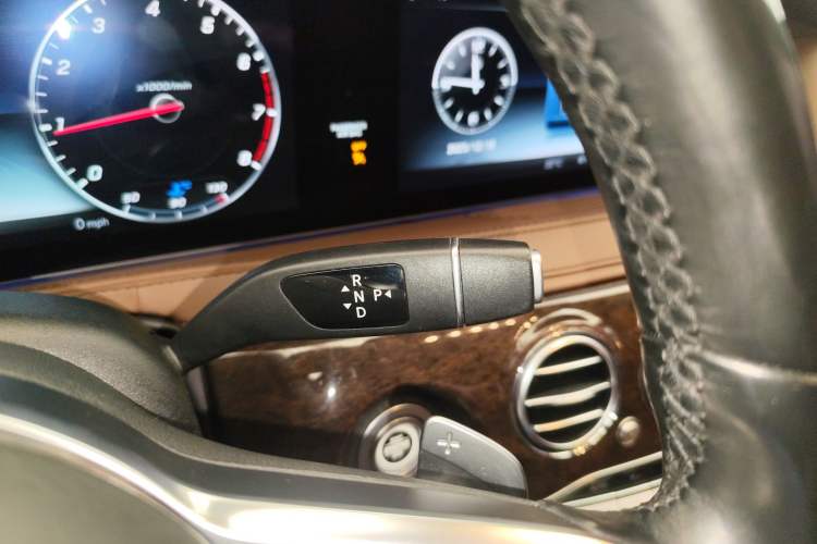 Used Mercedes-Benz S-Class 2018 S 320 L
