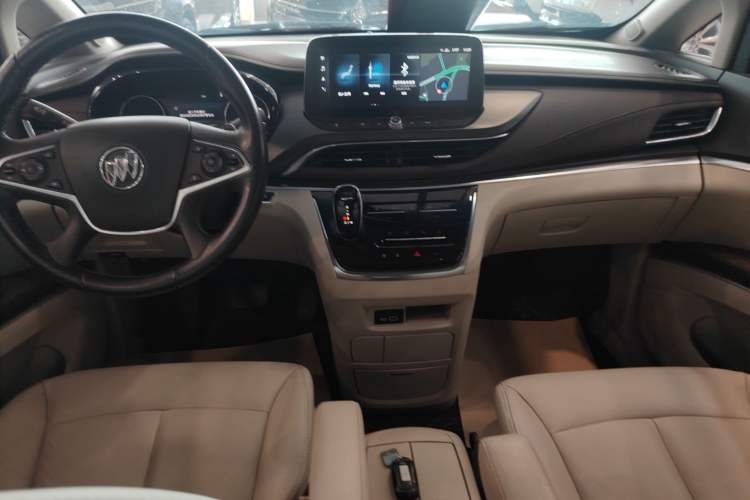 Used Buick GL8 2021 Land Cruiser Executive Class 652T Luxury Model