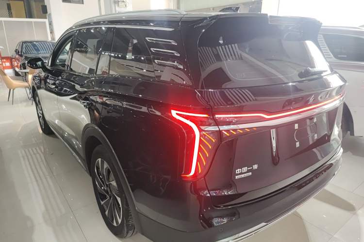 Used Hongqi HS7 PHEV 2024 2.0T PHEV Four-Wheel Drive Flagship Edition 6 Seats
