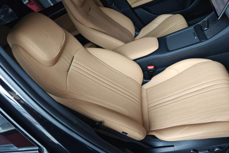 Used  L7 2024 1.5T 115 km MAX Dragon Edition
