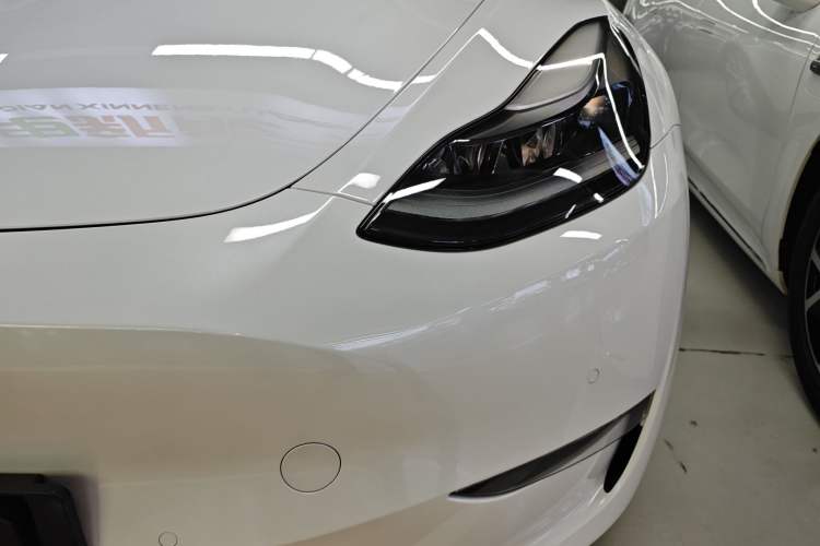 Used Tesla Model Y 2021 Long-Range All-Wheel-Drive Version
