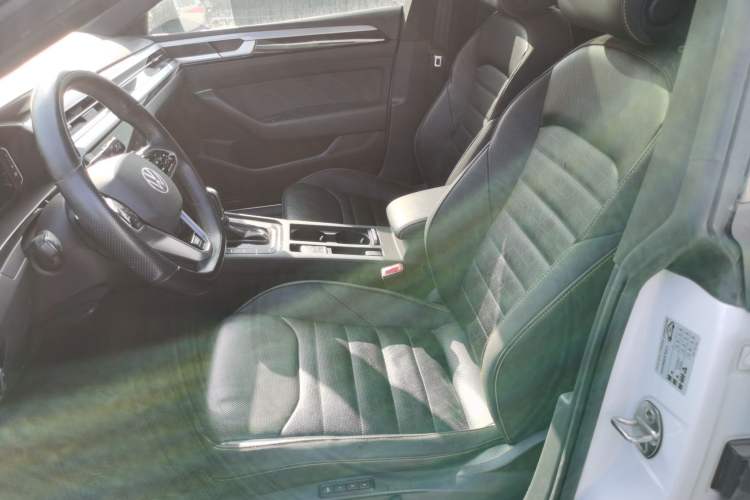 Used Volkswagen FAW-Volkswagen CC 2023 380TSI Striking Edition