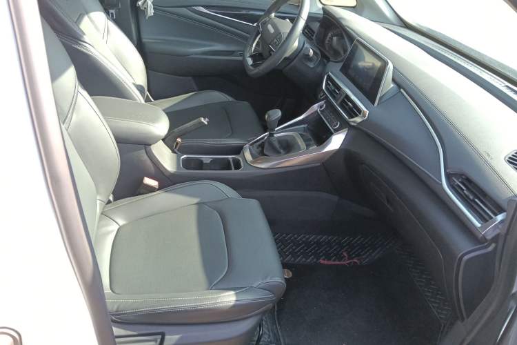 Used SAIC MAXUS G50 2022 1.5T Manual Comfort B
