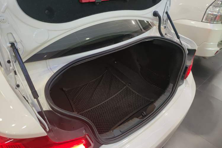 Used BMW 2 Series 2014 220i Leading Model
