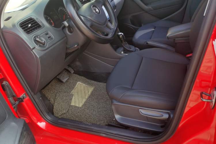 Used Volkswagen Polo 2016 1.4L Automatic Trendy Model
