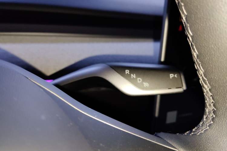 Used Tesla Model Y 2024 Rear-Wheel-Drive Version
