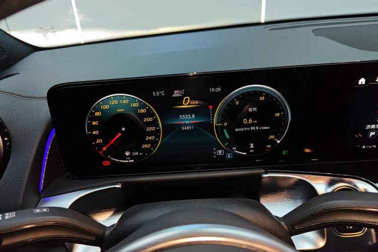 Used Mercedes-Benz GLB 2021 GLB 200 Dynamic Edition
