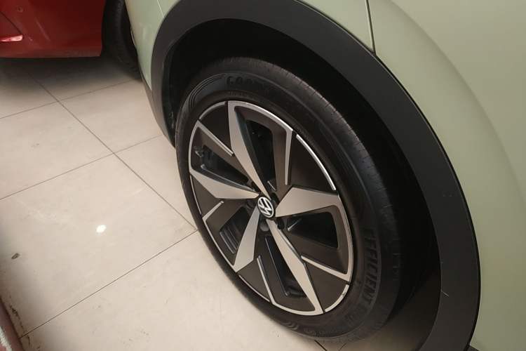 Used Volkswagen ID.4 CROZZ 2022 Long-Range Lite PRO Edition