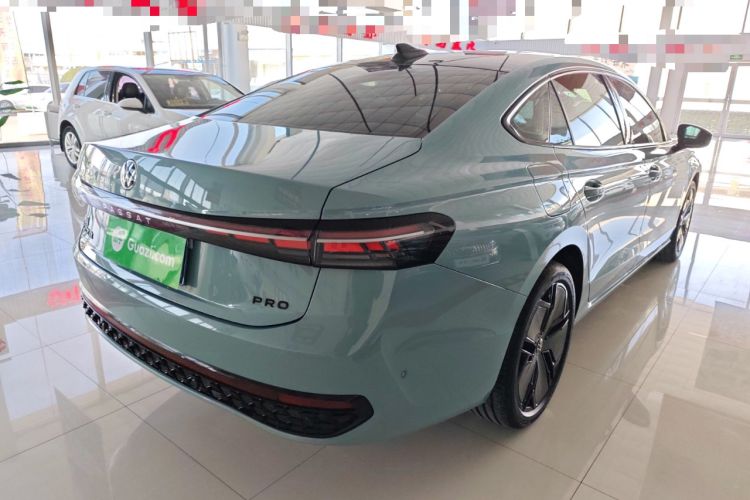 Used Volkswagen Passat 2025 Pro 380TSI Starry Dragon Luxury Edition
