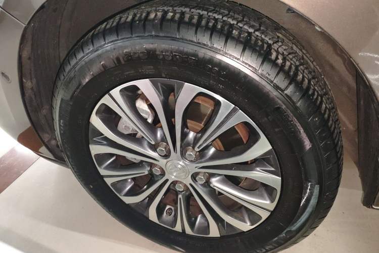 Used Buick GL8 2021 Land Cruiser Executive 652T Premium Model
