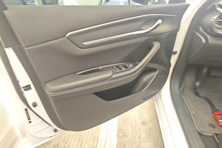 Used BYD Destroyer 05 2024 HONOR Edition DM-i 55KM Luxury Model
