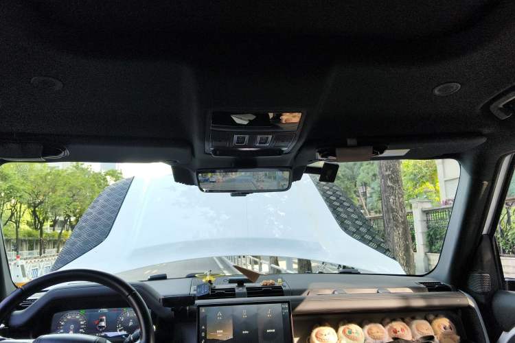 Used Land Rover Defender 2023 110 3.0T P400 X-DYNAMIC HSE
