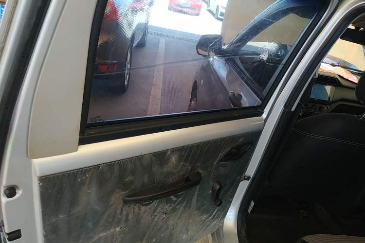 Used Wuling Hongguang 2021 1.5L Revised S Base Version with Electric Power Steering LAR
