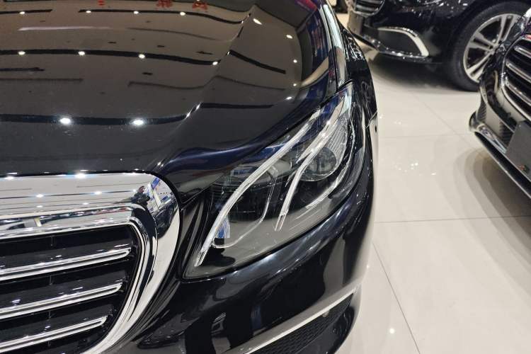Used Mercedes-Benz E-Class 2019 E 300 L Stylish Model
