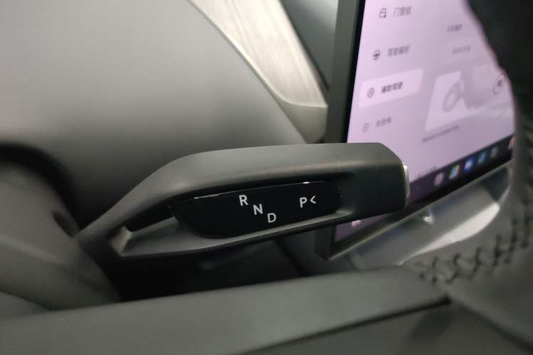 Used  YU7 2025 Ultra-Long Range High-Performance All-Wheel-Drive Max Edition