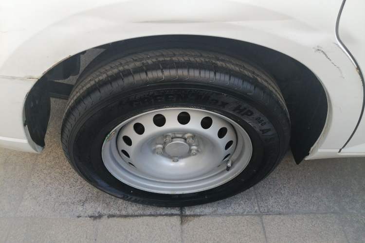 Used Wuling Hongguang PLUS 2019 1.5T Manual Standard Edition 5 Seats
