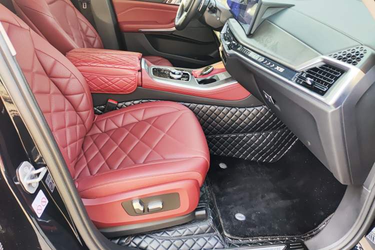 Used BMW X5 2023 xDrive 30Li M Sport Package
