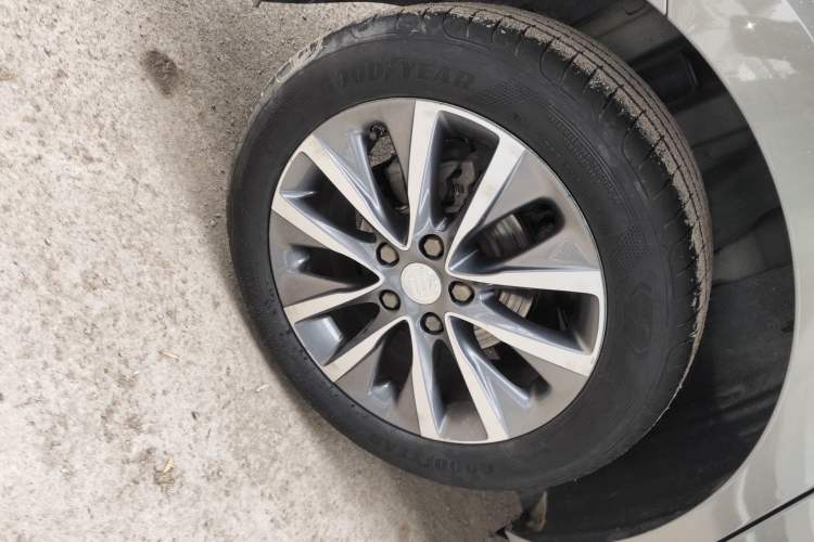 Used Buick GL6 2018 18T 6-Seater Prestige Model
