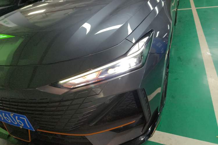 Used Changan UNI-V 2022 1.5T Sport Edition
