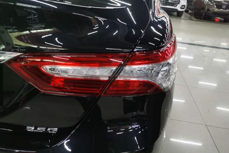 Used Toyota Camry 2023 2.5G Luxury Edition
