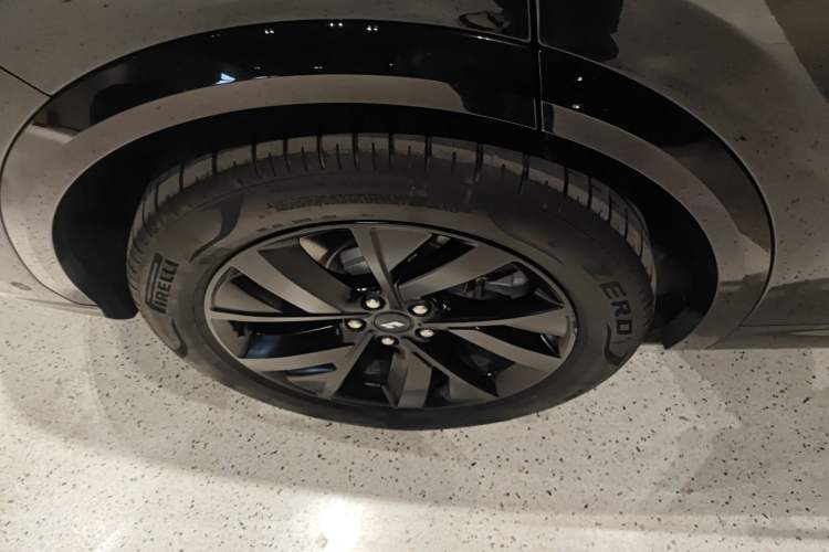 Used Li Auto L7 2023 Pro Model
