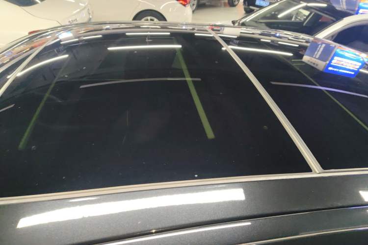 Used BMW 5 Series 2019 Facelifted 530Li Leading Edition Luxury Package
