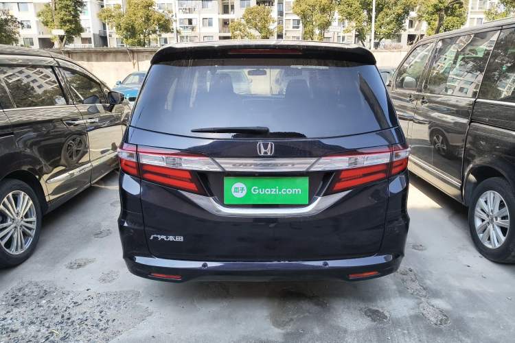 Used Honda Odyssey 2015 Updated Version 2.4L Smart Edition
