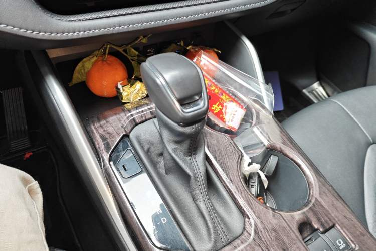 Used Toyota Highlander 2022 Dual-Engine 2.5L Four-Wheel Drive Prestige Version 7 Seats