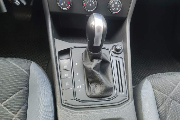 Used Volkswagen Lavida 2023 Revised 1.5L Automatic DeYi Edition