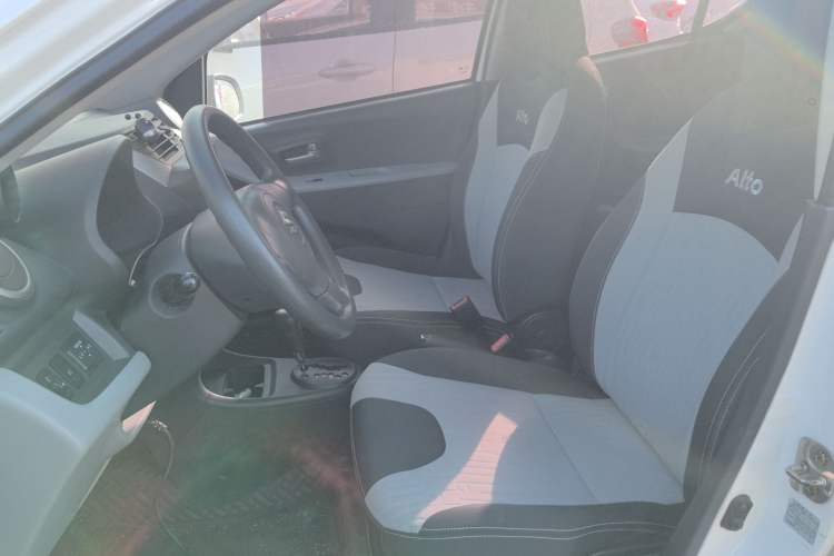 Used Suzuki Alto 2013 1.0L Automatic Luxury Model
