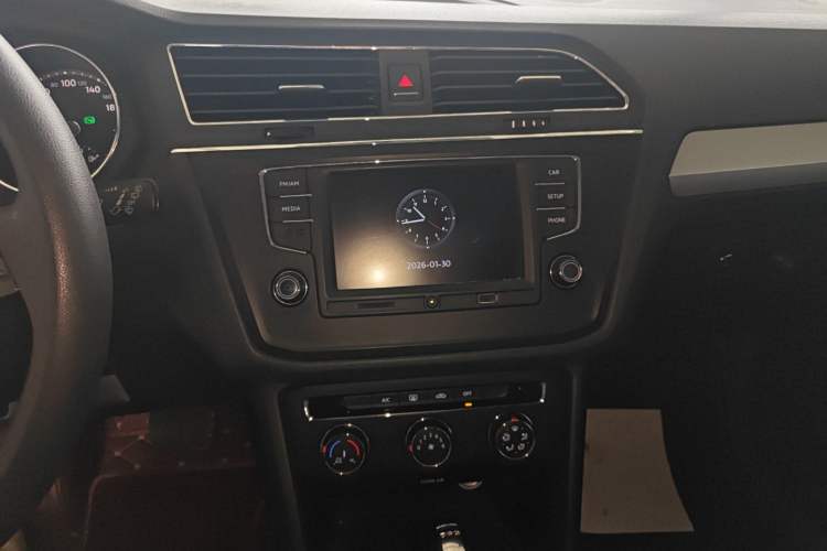 Used Volkswagen Tiguan L 2018 330TSI Automatic Two-Wheel Drive Luxury Edition