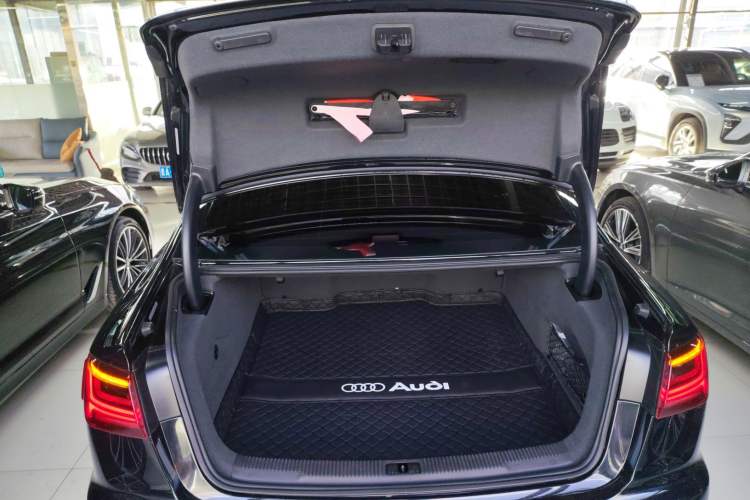 Used Audi A6L 2018 30th Anniversary Edition TFSI Trendy Model
