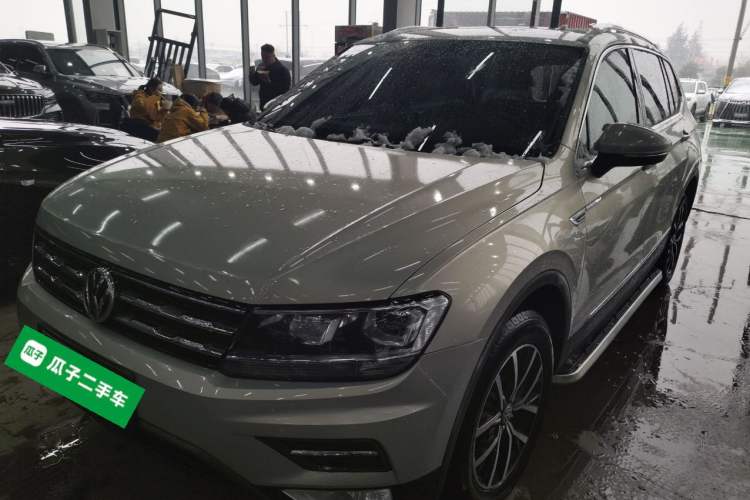 Used Volkswagen Tiguan L 2018 330TSI Automatic Two-Wheel Drive Luxury Edition