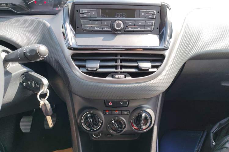 Used Peugeot 2008 2014 1.6L Manual Trend Edition
