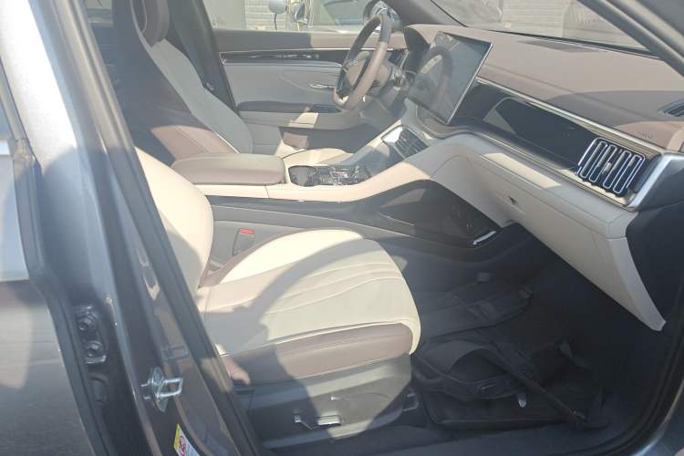 Used BYD Song PLUS New Energy 2025 DM-i 112KM Prestige Model
