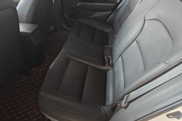 Used Hyundai Elantra 2016 1.6L Automatic ZhiXuan – Elite Version
