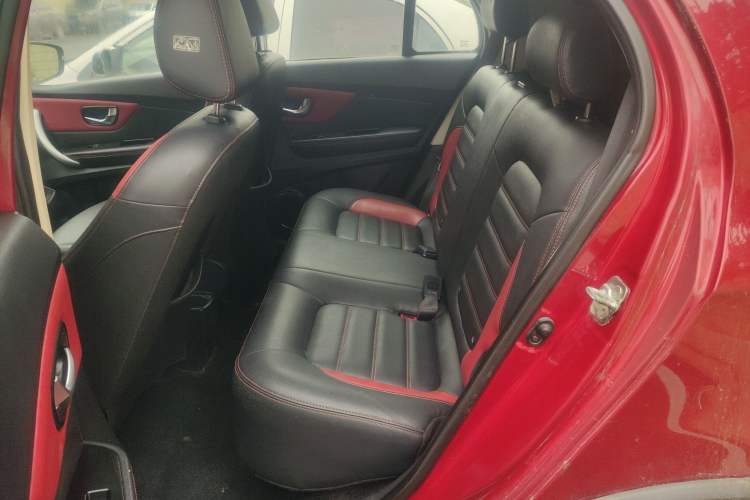 Used Haval H1 2015 1.5L AMT Luxury Model
