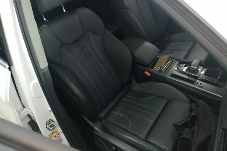 Used Audi Q5L 2021 40 TFSI Luxury Dynamic Edition
