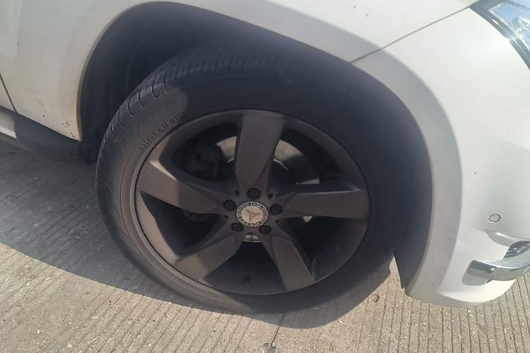 Used Mercedes-Benz GLK-Class 2013 Facelift GLK 300 4MATIC Fashion Edition
