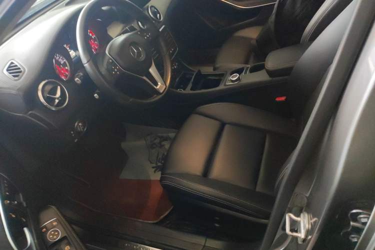 Used Mercedes-Benz GLA 2016 GLA 200 Fashion Model
